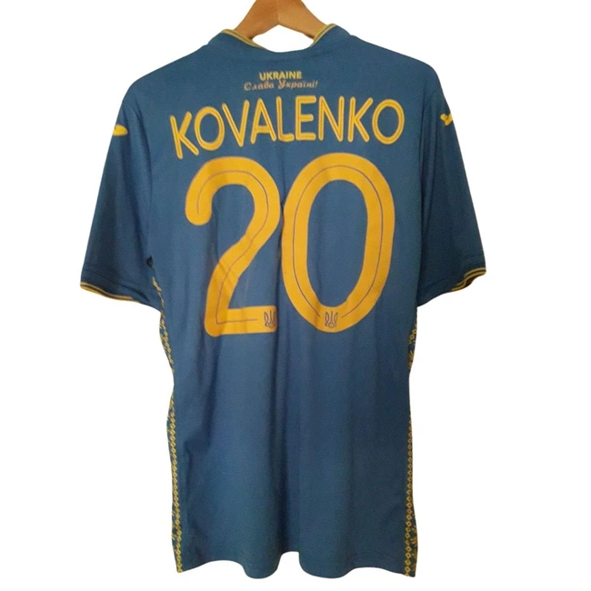 cover image of the auction item