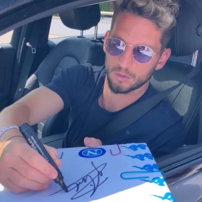 cover image of the auction item