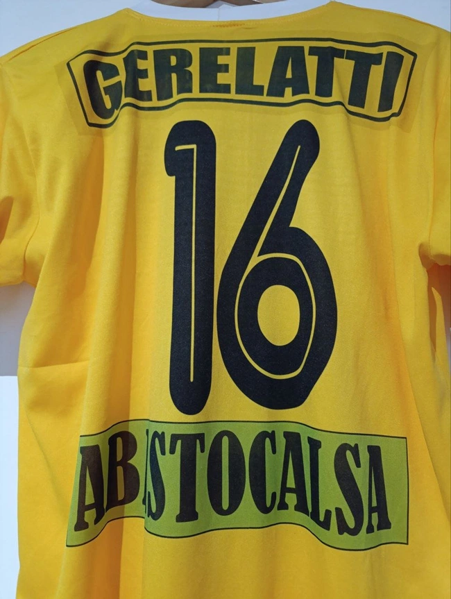 cover image of the auction item