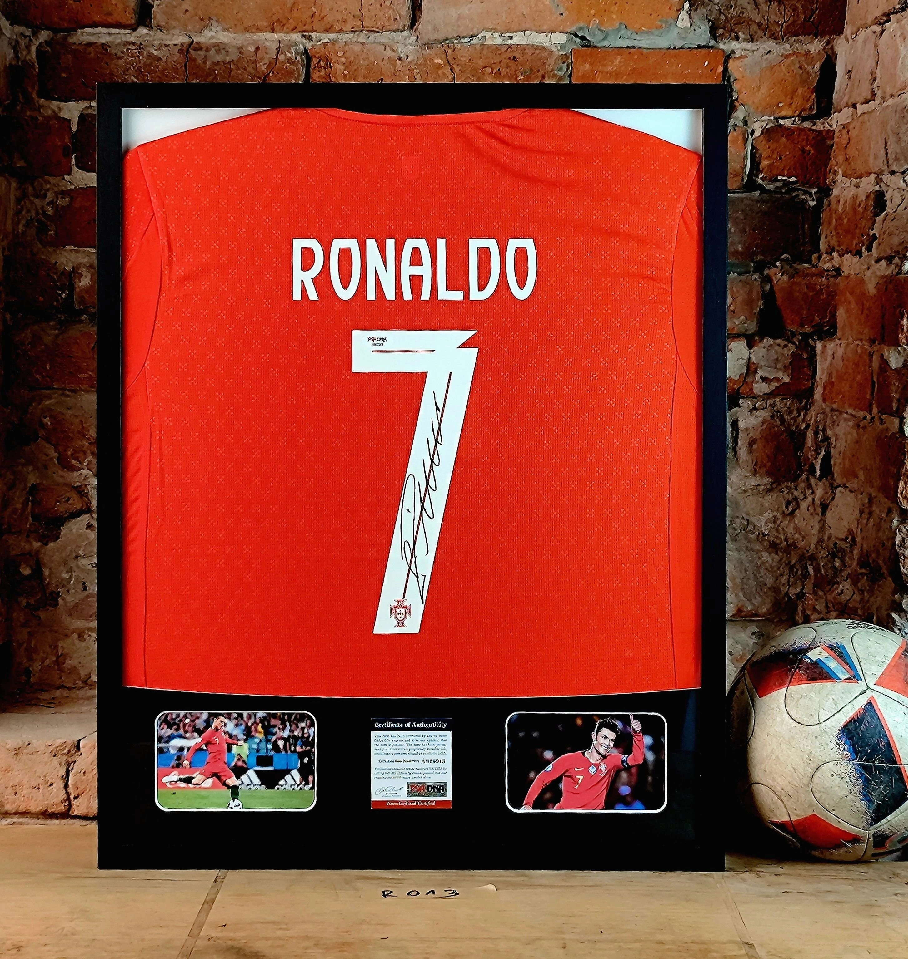 cover image of the auction item