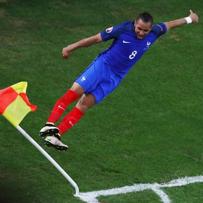 cover image of the auction item