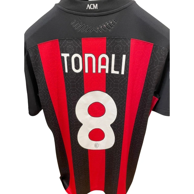 cover image of the auction item