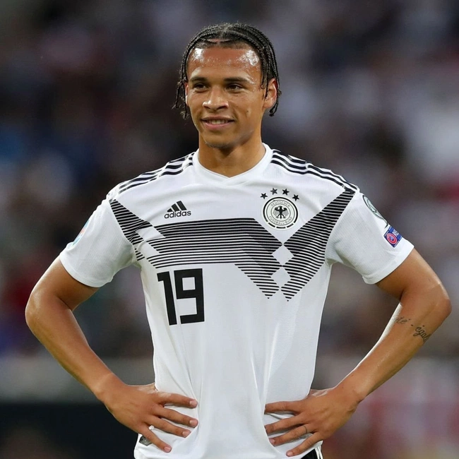 cover image of the auction item