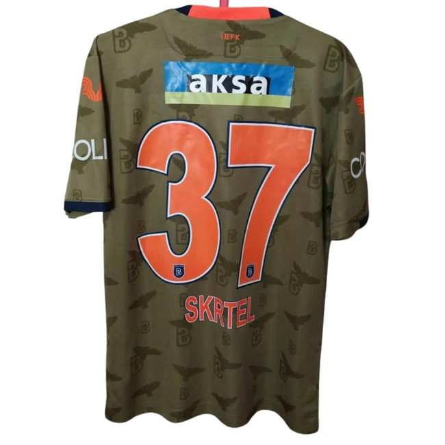 cover image of the auction item