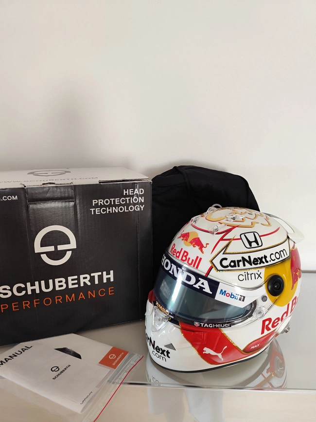 cover image of the auction item