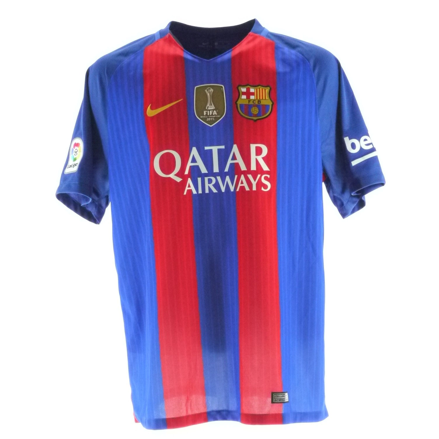 suarez-barcelona-store-shirt-signed-with-coa
