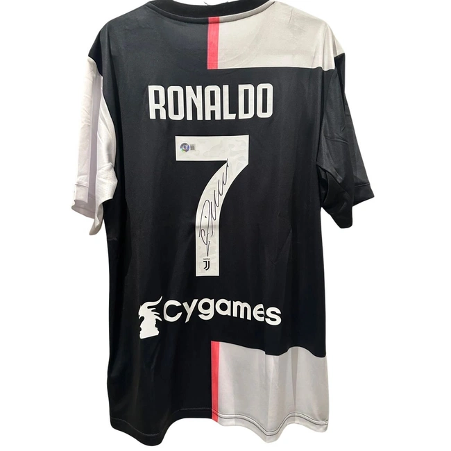 cover image of the auction item