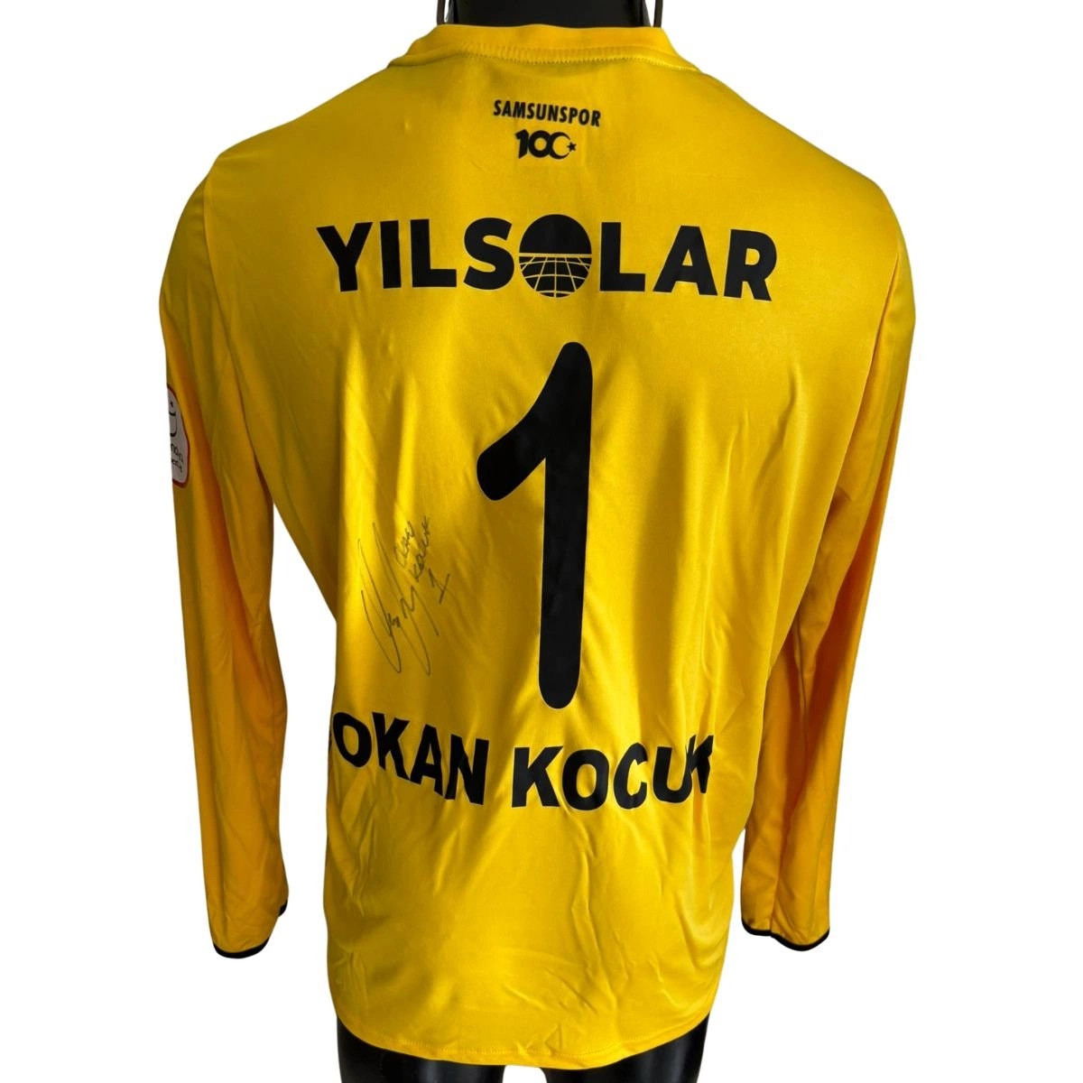 Dani Alves Barcelona store shirt - Signed