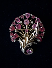 cover image of the auction item