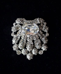 cover image of the auction item