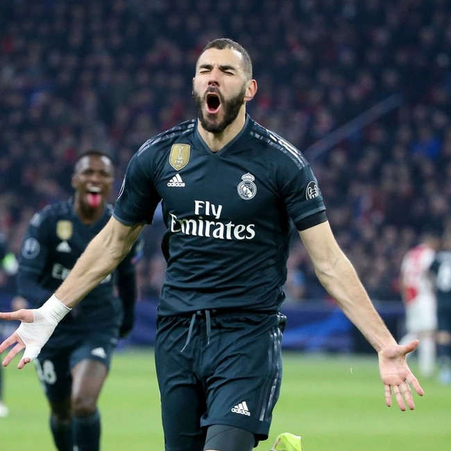 cover image of the auction item