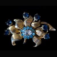 cover image of the auction item