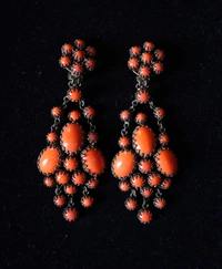 cover image of the auction item