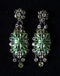 cover image of the auction item