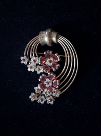 cover image of the auction item