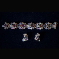 cover image of the auction item