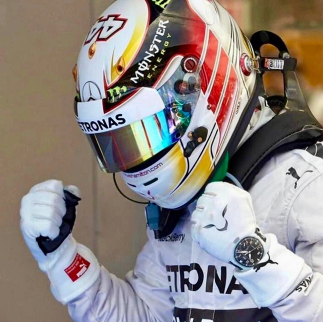 cover image of the auction item