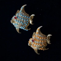 cover image of the auction item