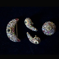 cover image of the auction item