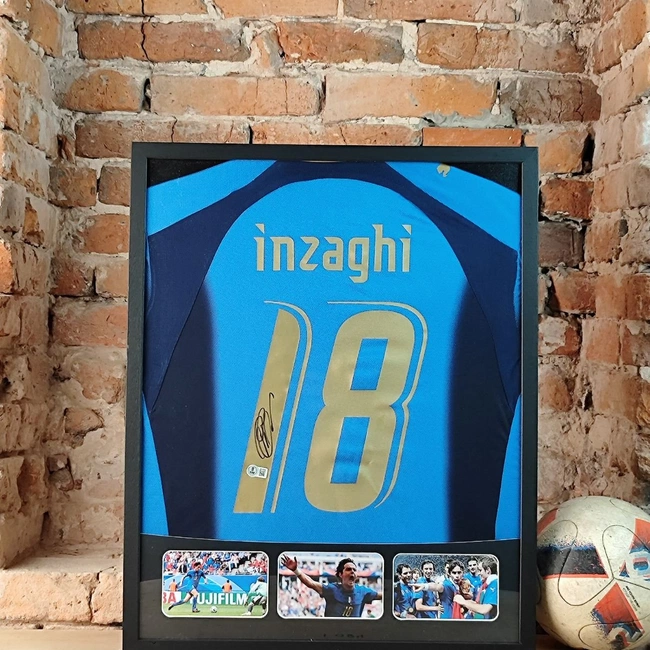 cover image of the auction item