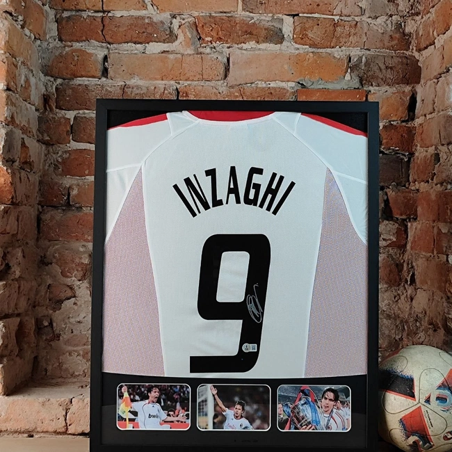 cover image of the auction item