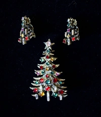 cover image of the auction item