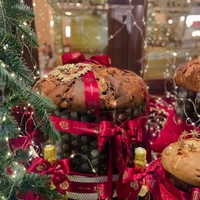 cover image of the auction item