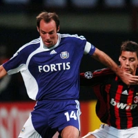 cover image of the auction item