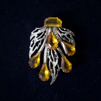 cover image of the auction item