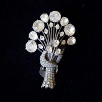 cover image of the auction item