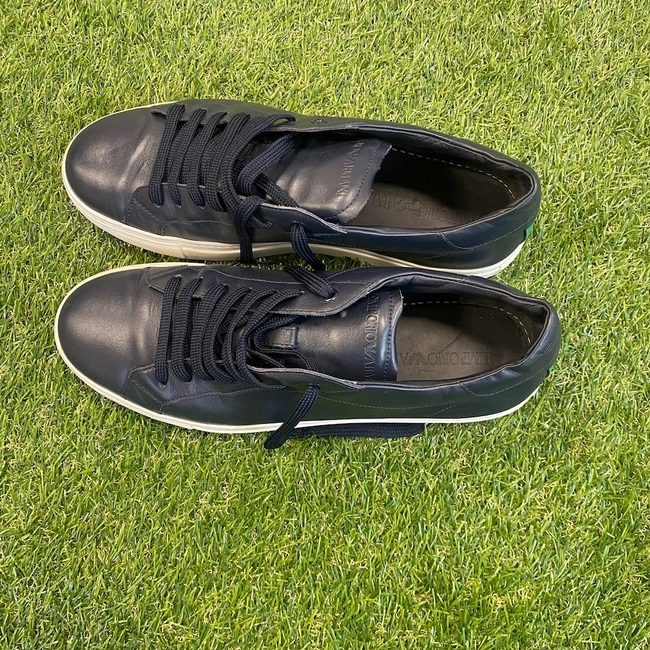 cover image of the auction item