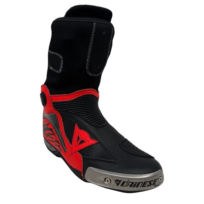 cover image of the auction item