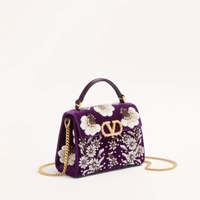 cover image of the auction item