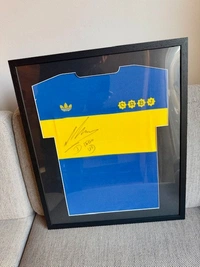 cover image of the auction item