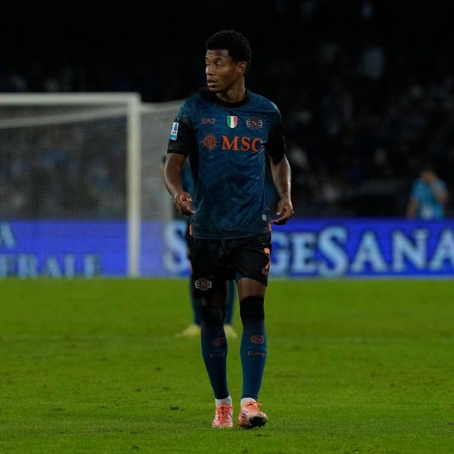 cover image of the auction item