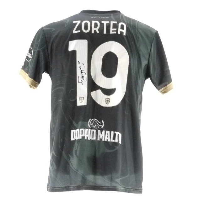 cover image of the auction item