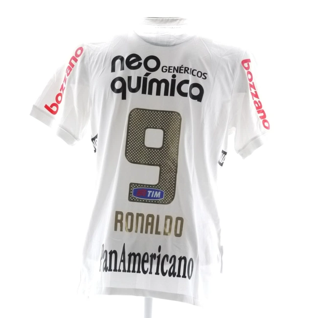 cover image of the auction item