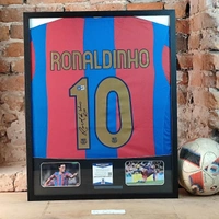 cover image of the auction item