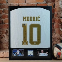 cover image of the auction item