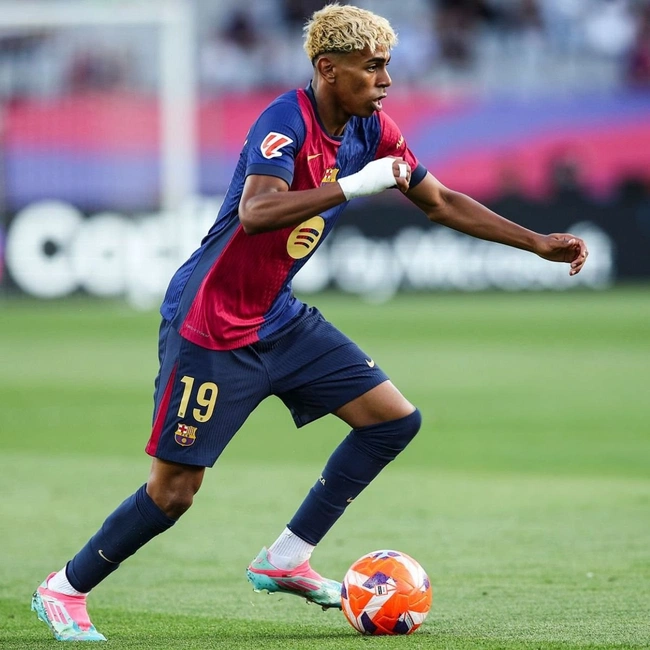 cover image of the auction item