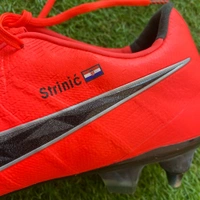 cover image of the auction item