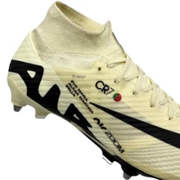 cover image of the auction item