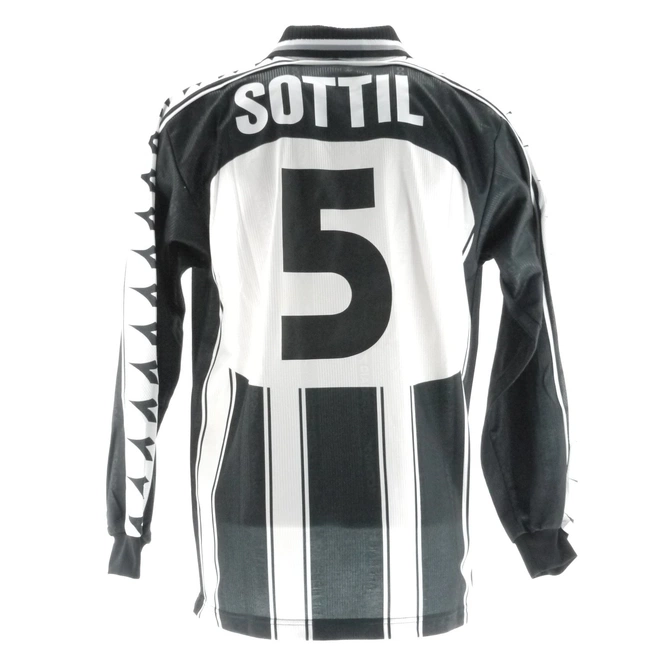 cover image of the auction item