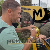 cover image of the auction item