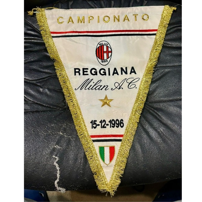 cover image of the auction item