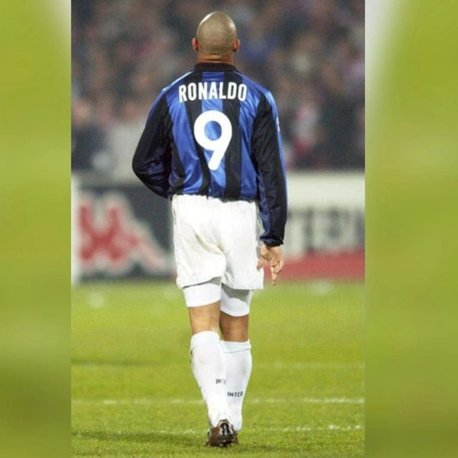 cover image of the auction item