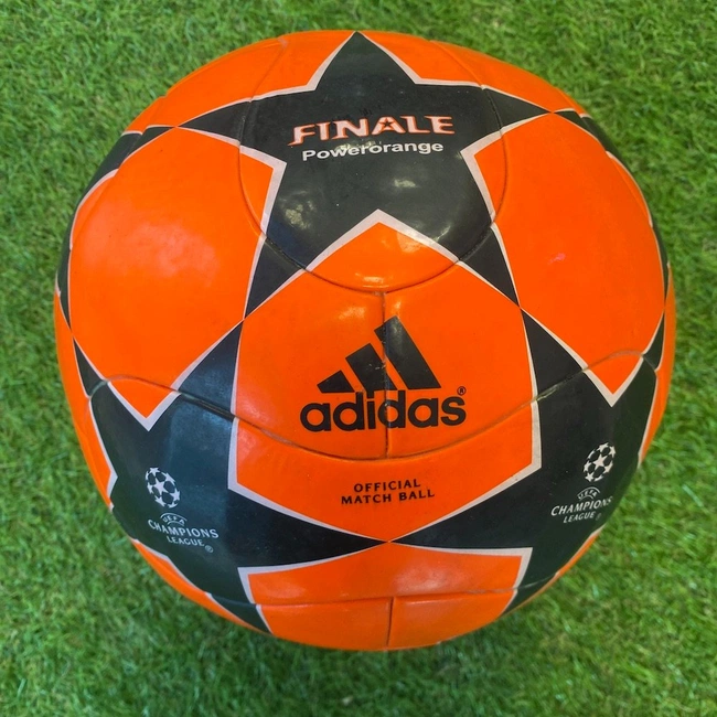 cover image of the auction item