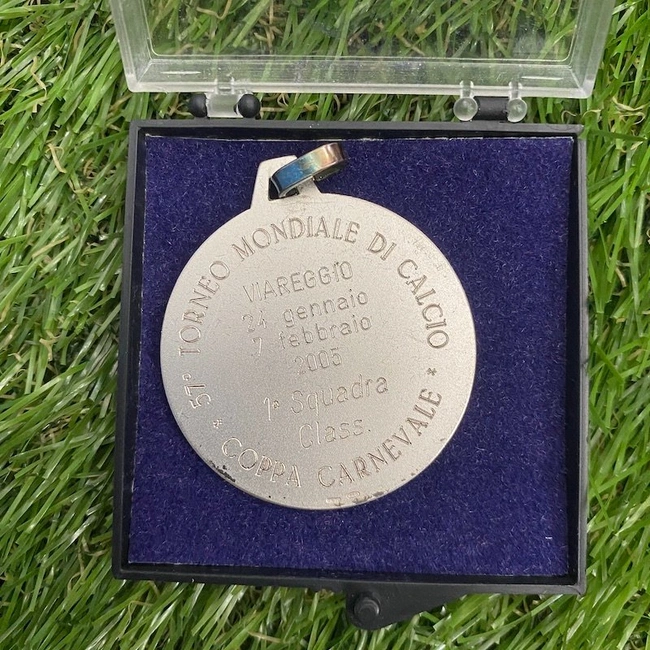 cover image of the auction item