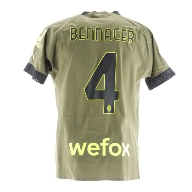 cover image of the auction item