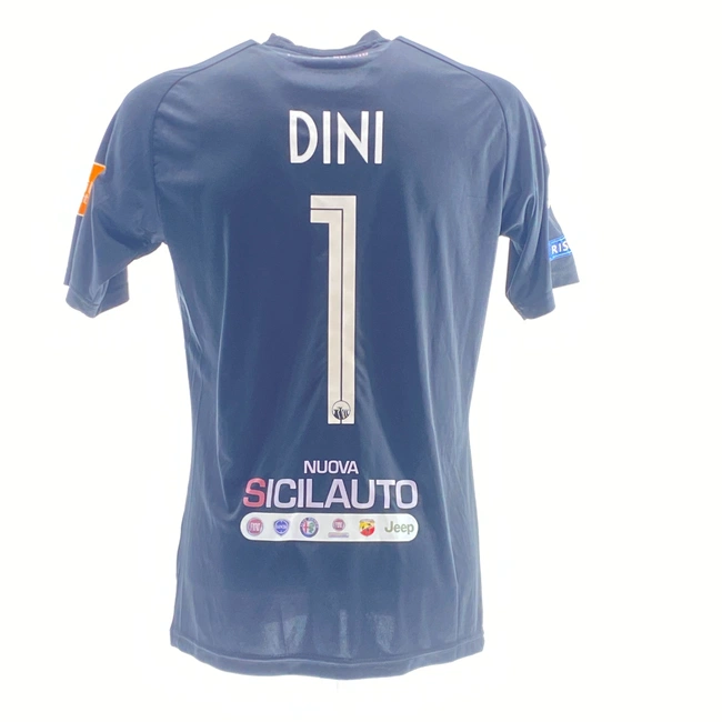 cover image of the auction item